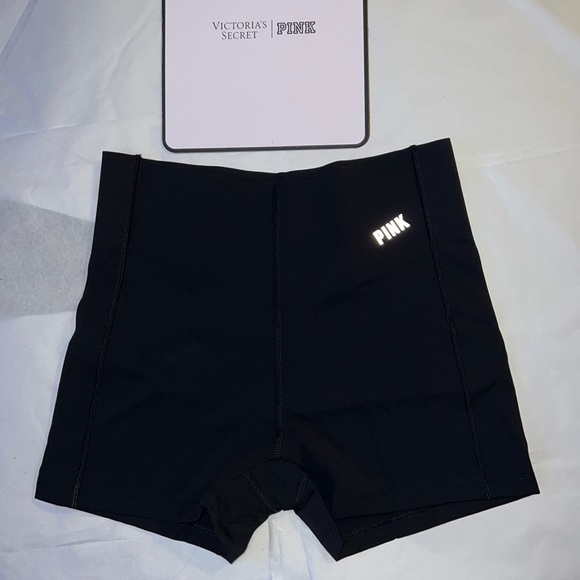 (M) Victoria's Secret/PINK COMPRESSION HIGH WAIST 3" SHORTIE - Picture 2 of 14